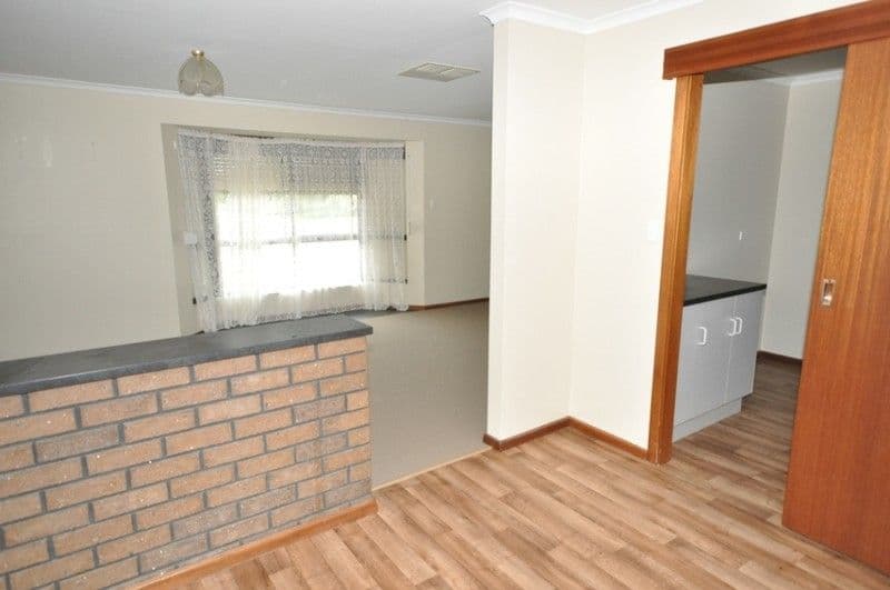 32 Zurich Road, CRAIGMORE SA 5114, Craigmore - Thumbnail 6