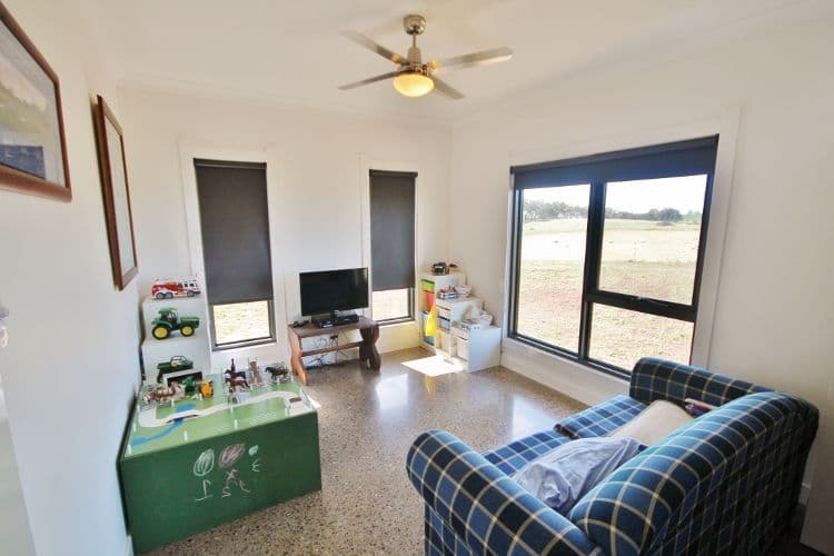 175 Apps Lane, YOUNG NSW 2594, Young - Thumbnail 5