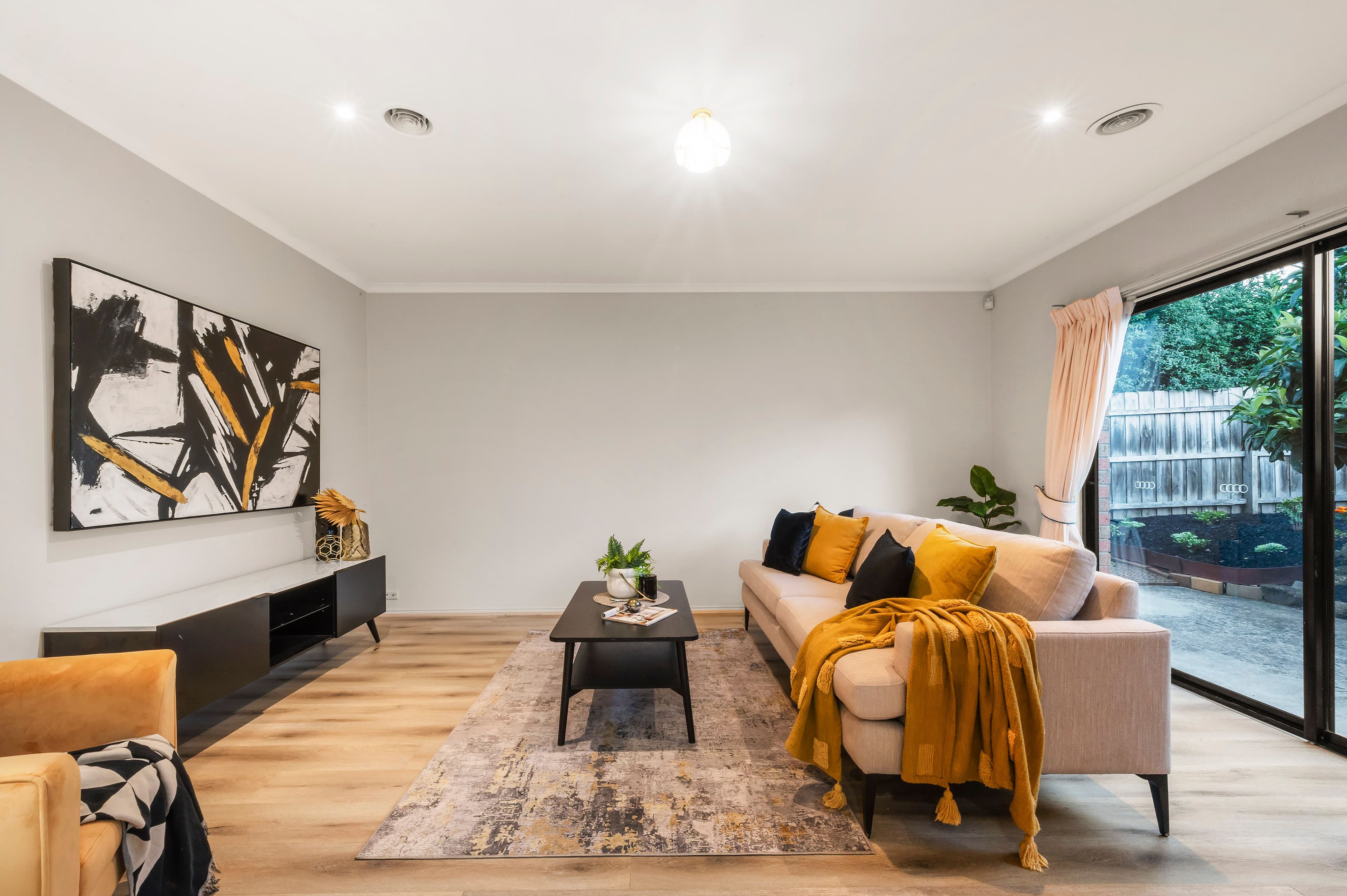 22 Koomba Road, Wantirna VIC 3152, Wantirna - Thumbnail 4