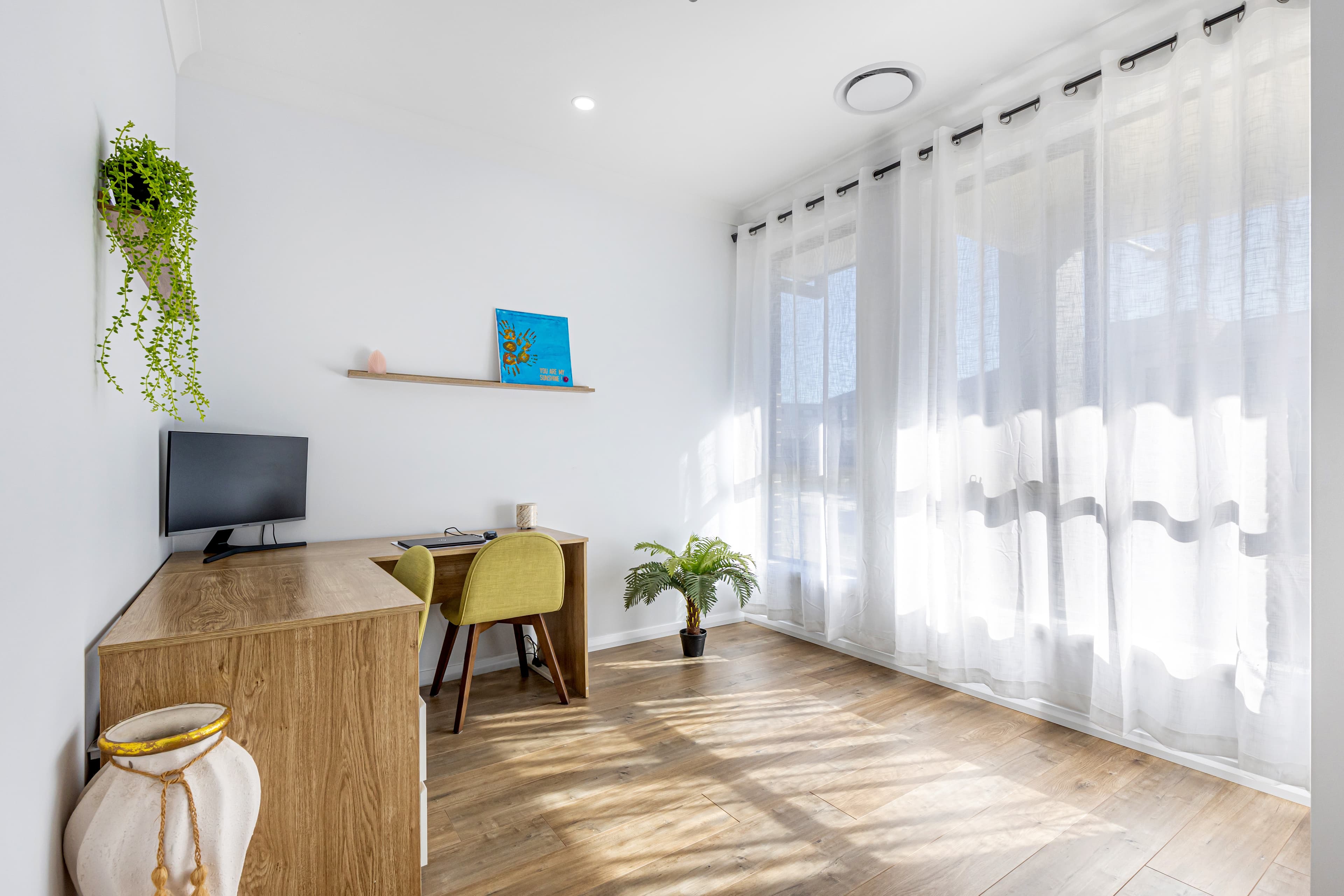 13 Corridale Road, GLENMORE PARK, Glenmore Park - Thumbnail 2