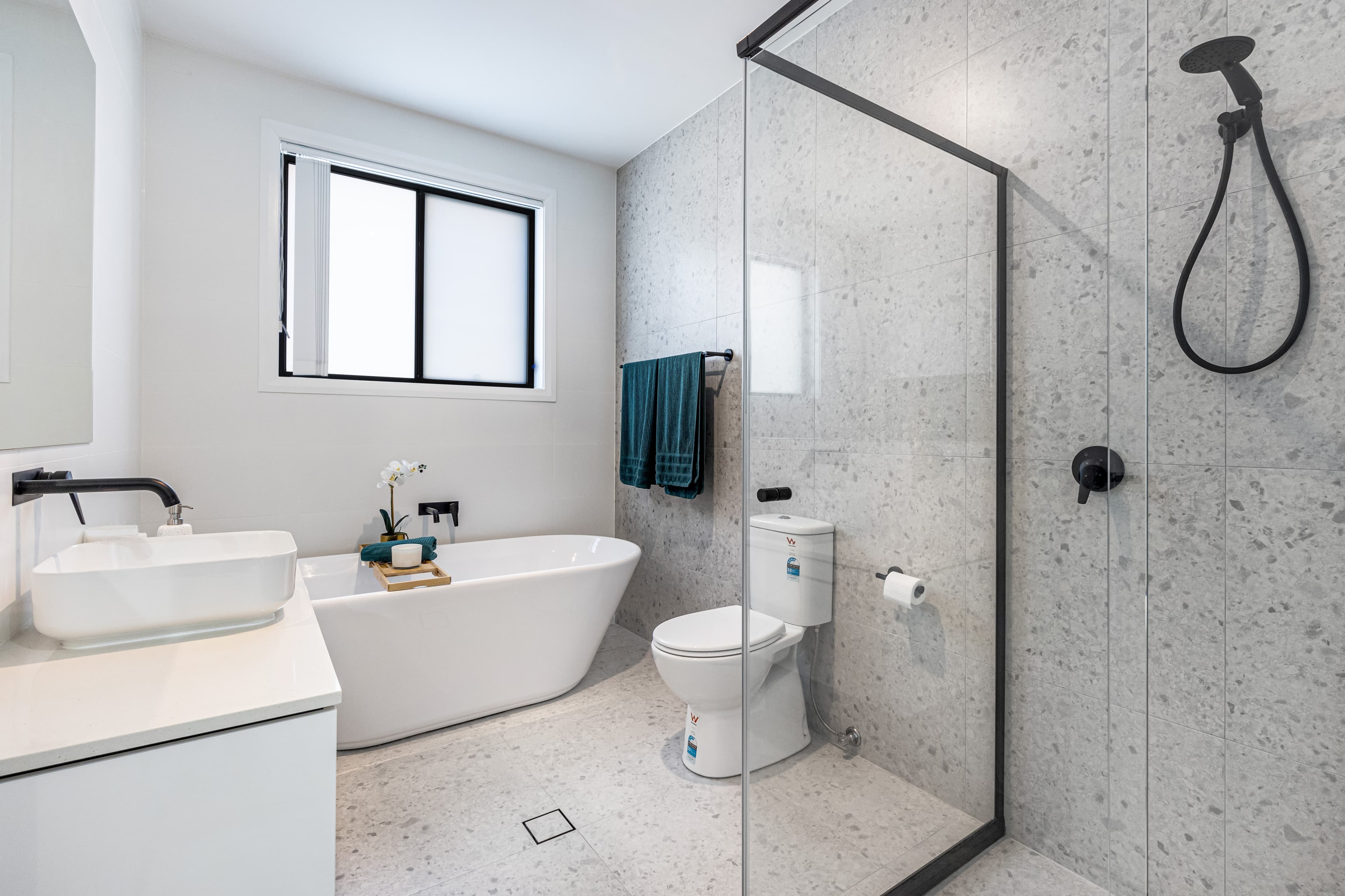 13 Corridale Road, GLENMORE PARK, Glenmore Park - Thumbnail 3