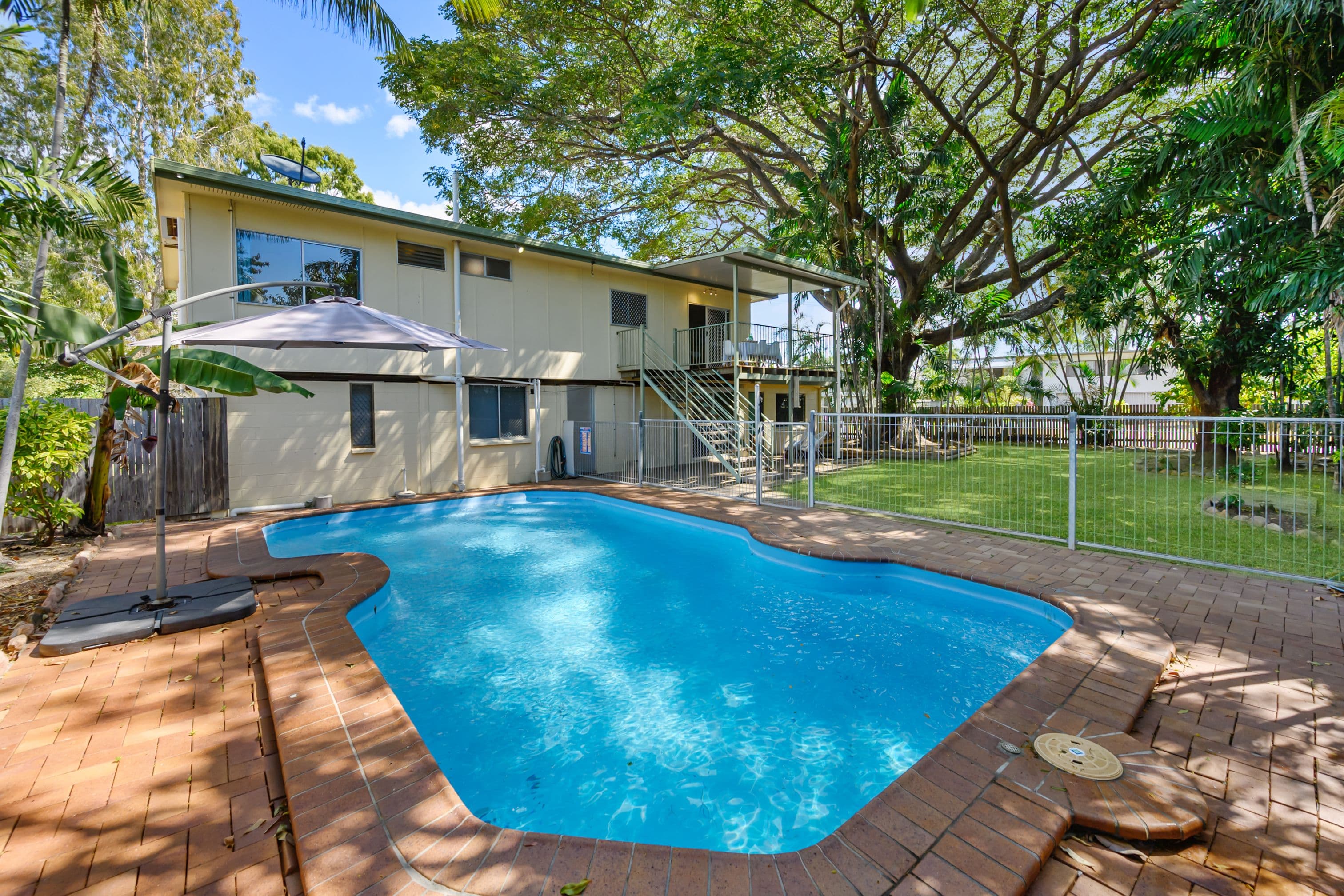 4 Camira Avenue, Cranbrook QLD 4814, Cranbrook - Thumbnail 2