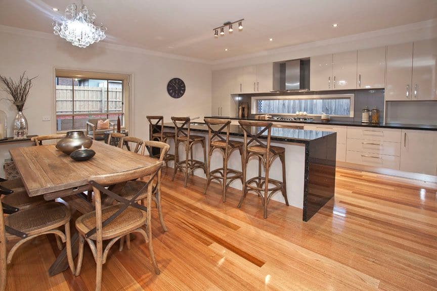 36 Golden Grove, GLEN WAVERLEY VIC 3150, Glen Waverley - Thumbnail 2