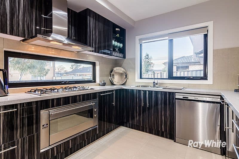 28 Elliott Parade, Lynbrook VIC 3975, Lynbrook - Thumbnail 2