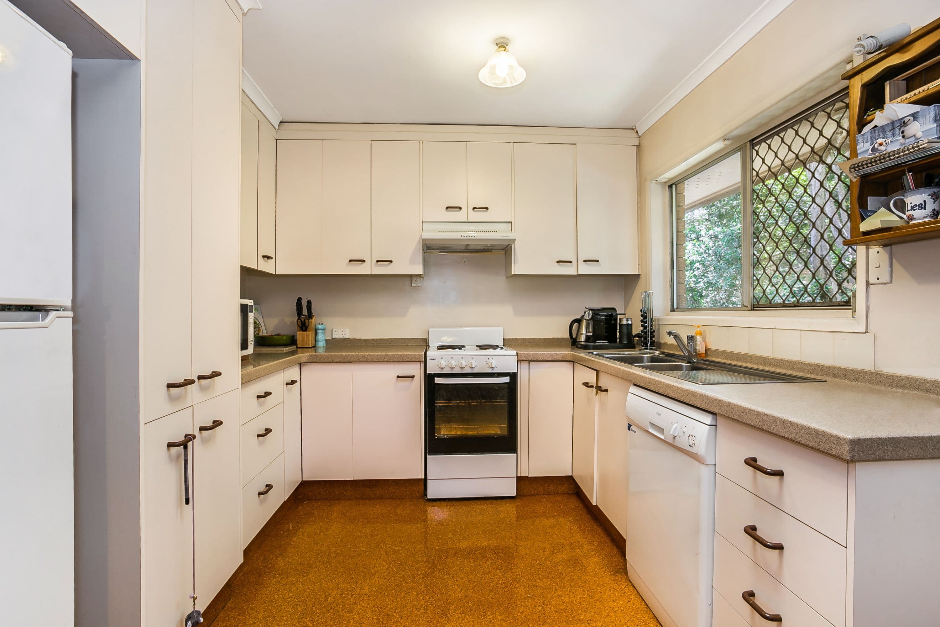 19 Tucker Street, Chapel Hill QLD 4069, Chapel Hill - Thumbnail 4
