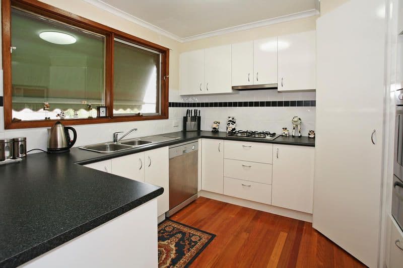 126 Heyers Road, GROVEDALE VIC 3216, Grovedale - Thumbnail 3