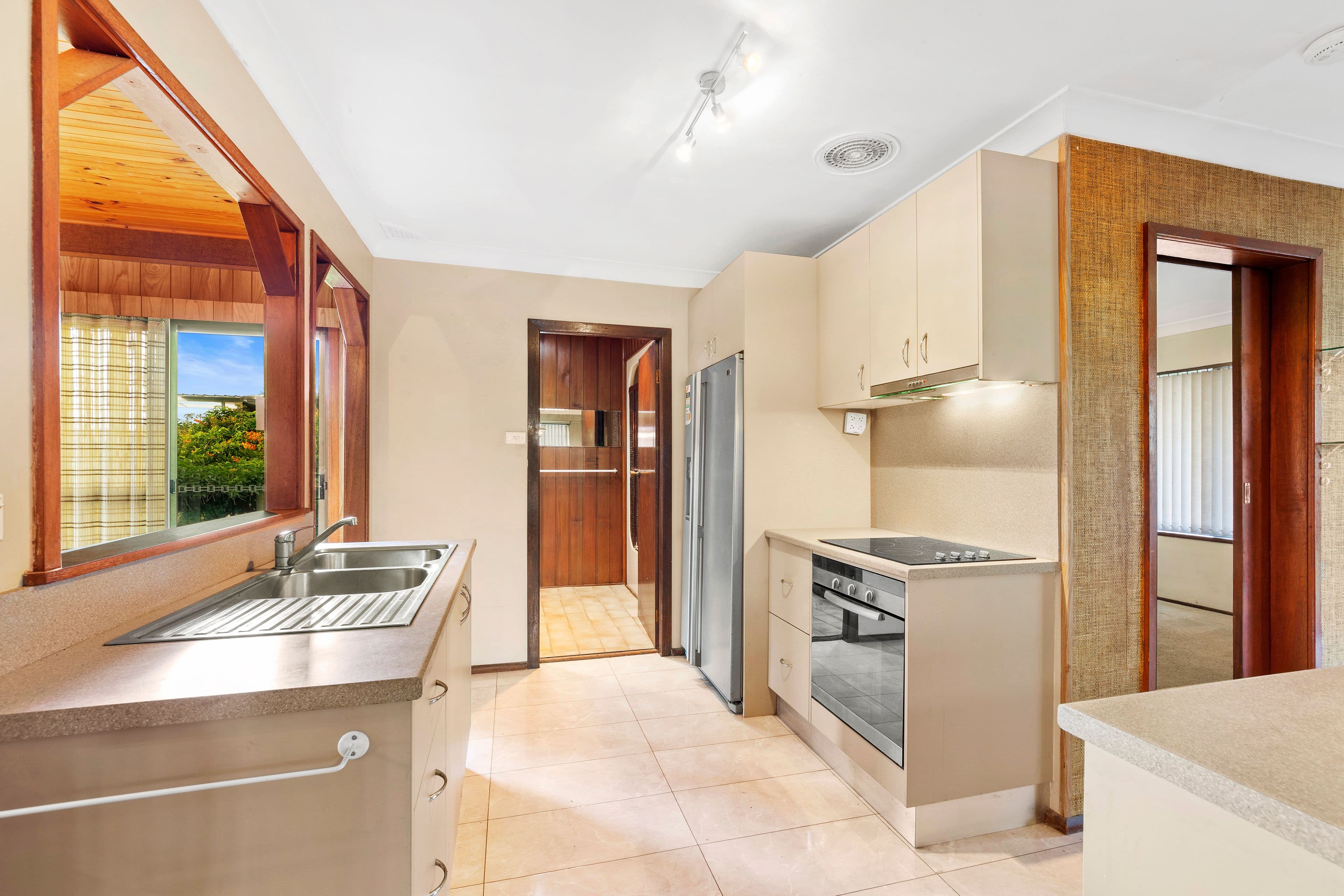33 Woodlawn Drive, Budgewoi - Thumbnail 3