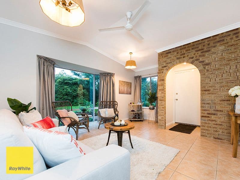 2 Lyndhurst Road, Kalamunda WA 6076, Kalamunda - Thumbnail 4