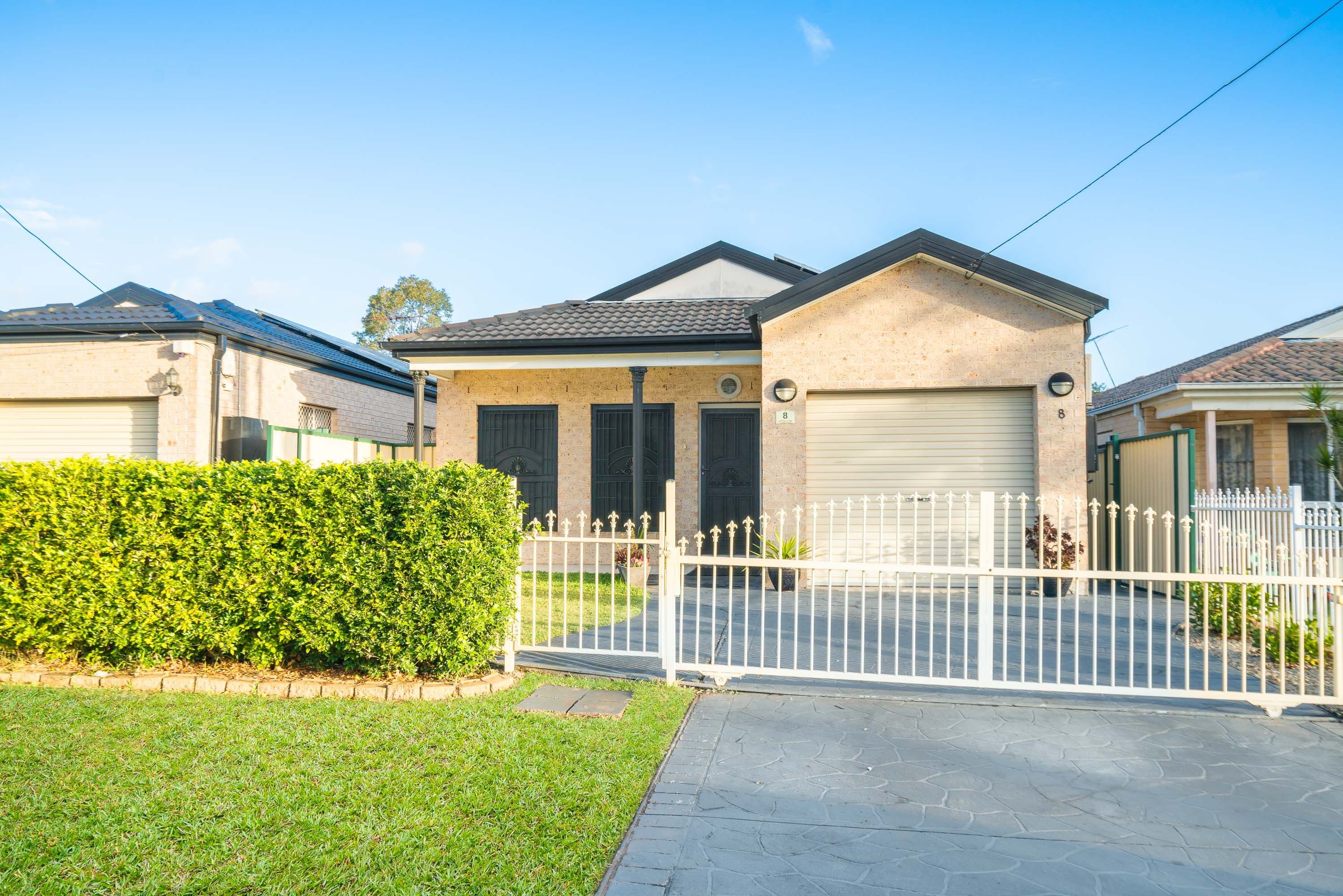 8 Tulloona Street, Mount Druitt - Image 1