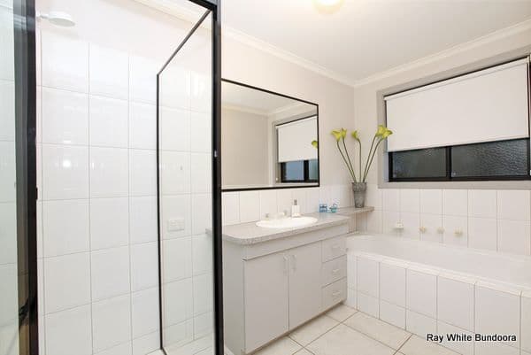 60 Incana Drive, MILL PARK VIC 3082, Mill Park - Thumbnail 8