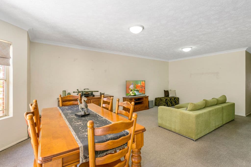 53 Bauer Street, Southport QLD 4215, Southport - Thumbnail 5
