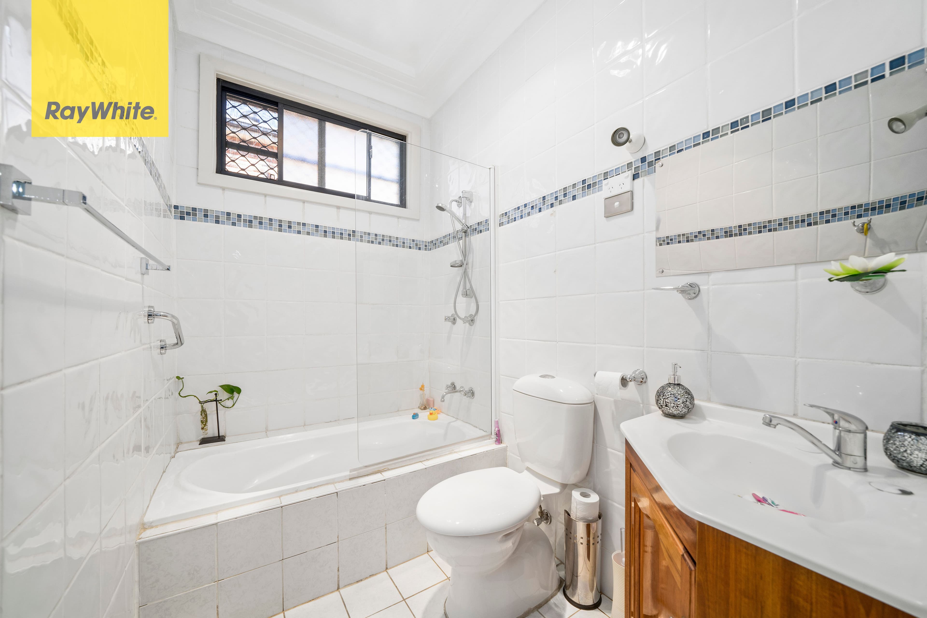 36 EMERY Avenue, Yagoona NSW 2199, Yagoona - Thumbnail 5