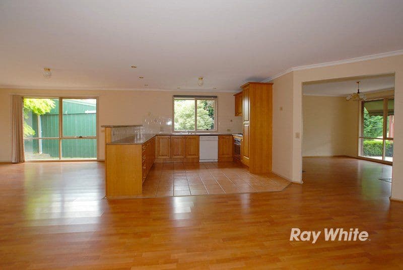2 Maltravers Crescent, CRANBOURNE VIC 3977, Cranbourne North - Thumbnail 5