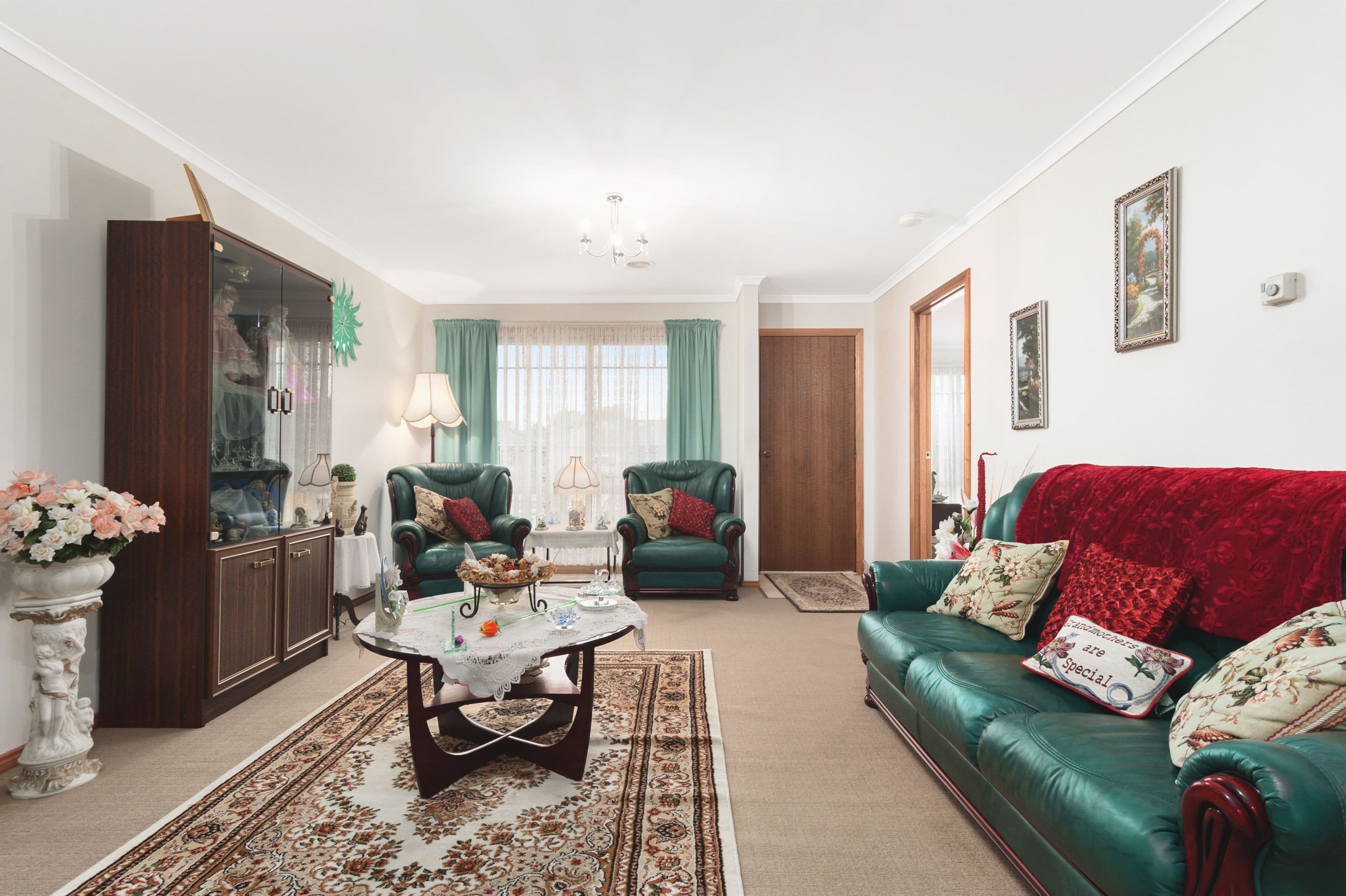 11 Rossi Close, Pakenham VIC 3810, Pakenham - Thumbnail 2