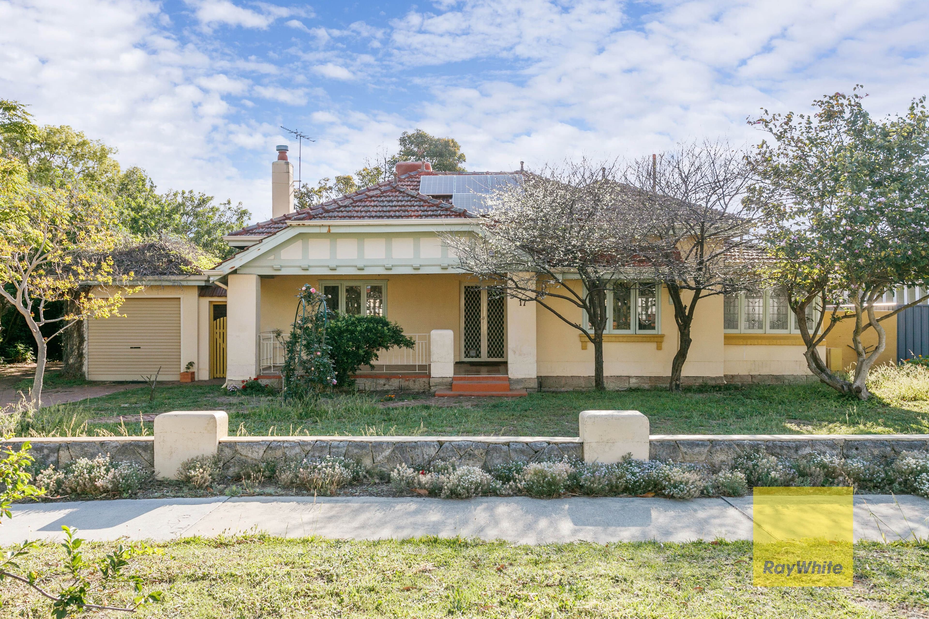 17 Kinninmont Avenue, Nedlands WA 6009, Nedlands - Thumbnail 3