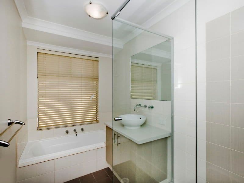 12 Colorino Avenue, CAVERSHAM WA 6055, Caversham - Thumbnail 8