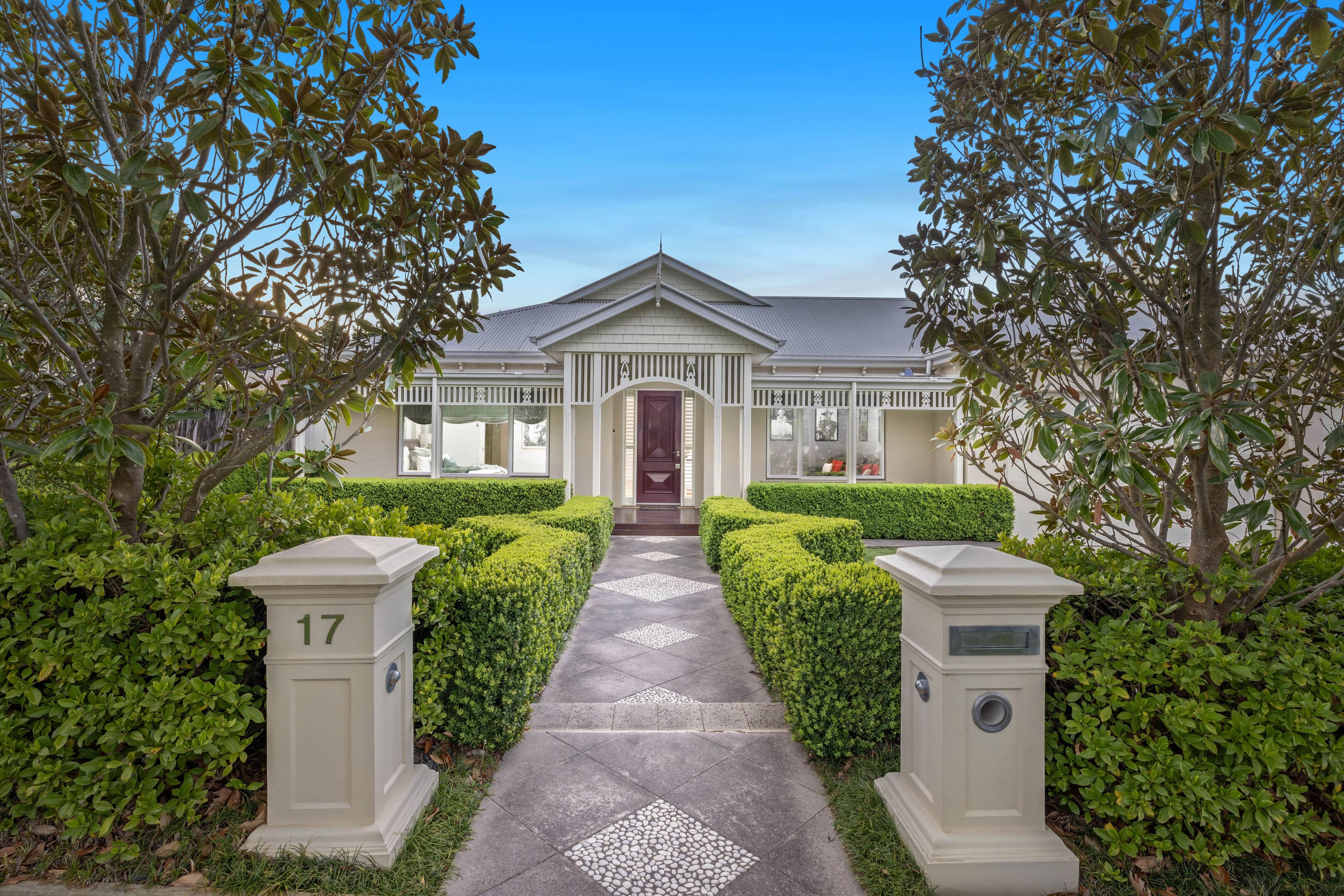 17 Rosewood Boulevard, Lysterfield VIC 3156, Lysterfield - Image 1