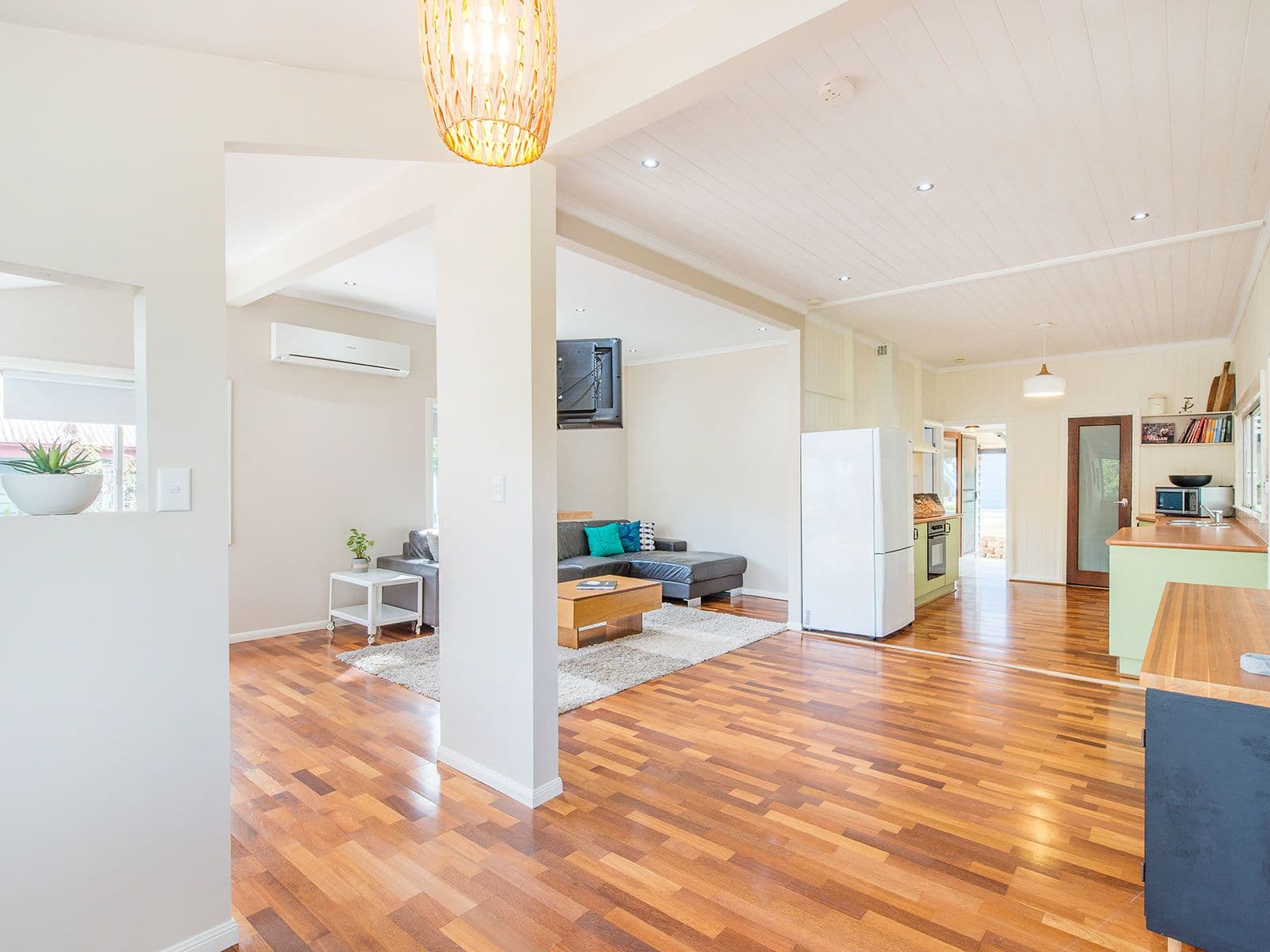 24 Binya Street, Holland Park QLD 4121, Holland Park - Thumbnail 5