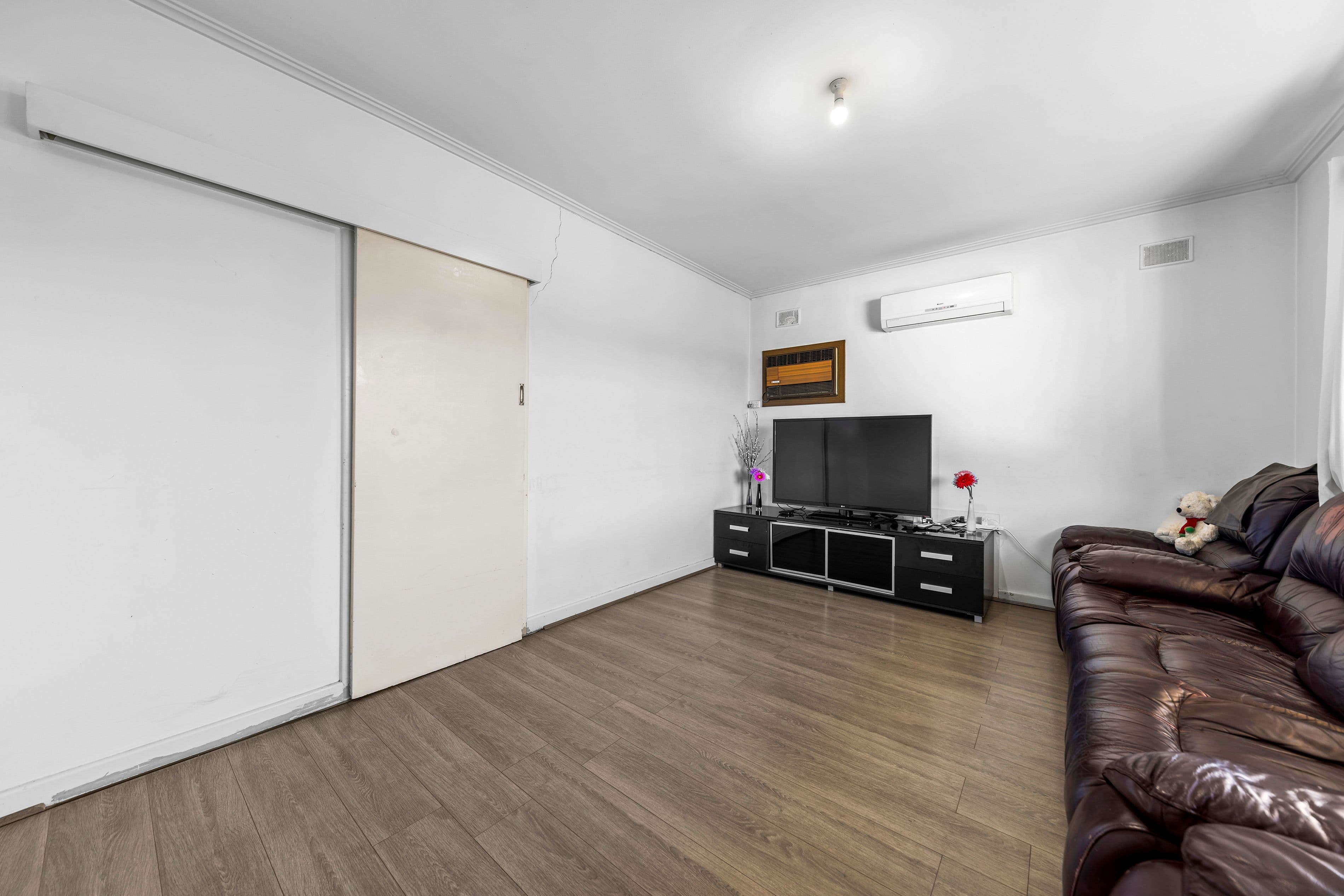 9 Dobson Drive, Pooraka SA 5095, Pooraka - Thumbnail 6