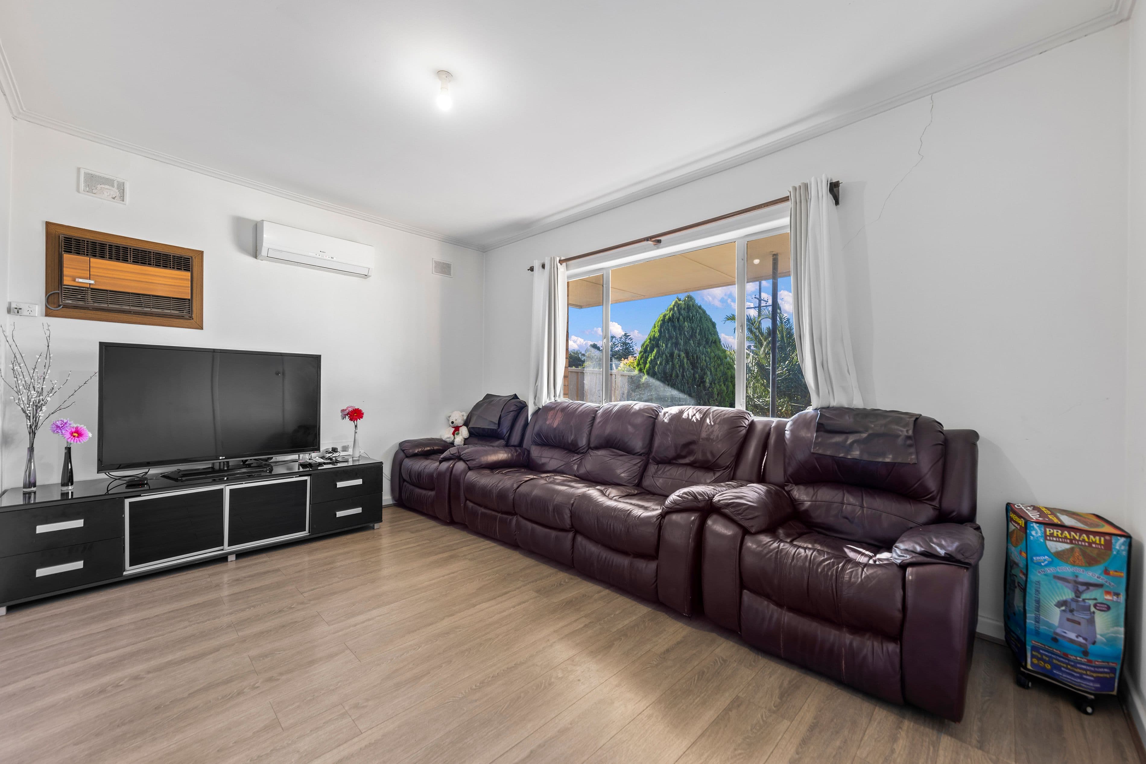 9 Dobson Drive, Pooraka SA 5095, Pooraka - Thumbnail 8