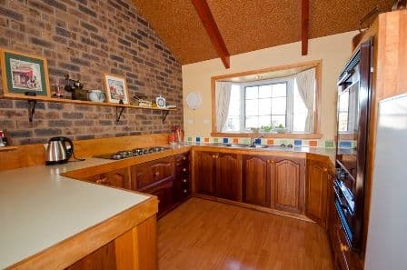 17 Hartnoll Place, EVANDALE TAS 7212, Evandale - Thumbnail 2