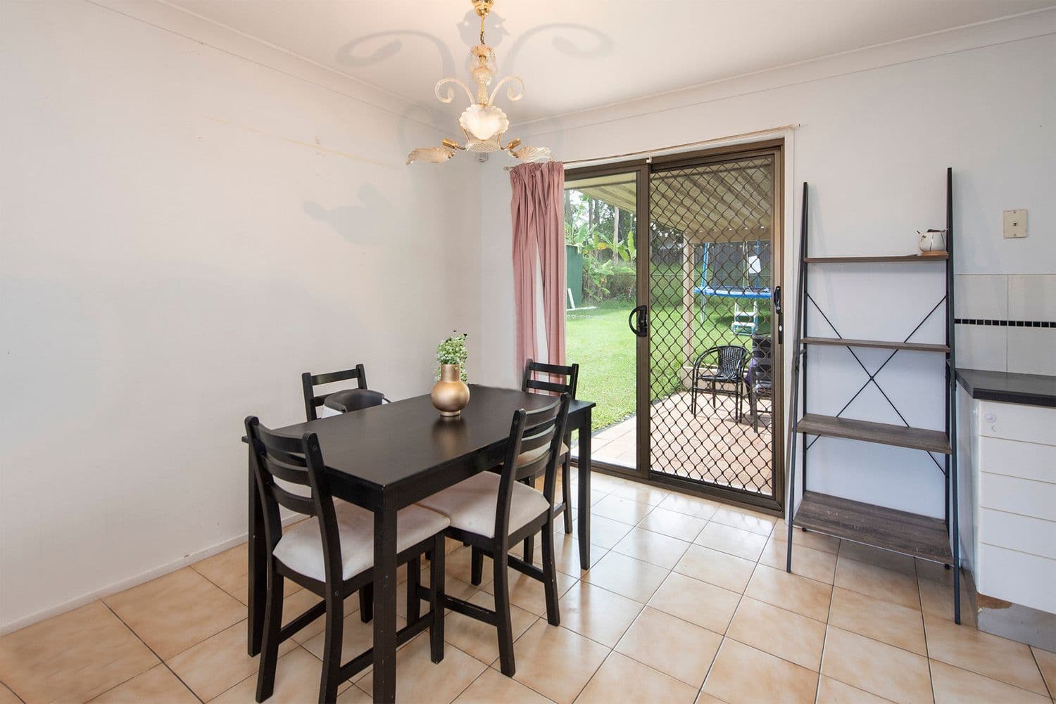29 Anchusa Street, Kingston QLD 4114, Kingston - Thumbnail 5