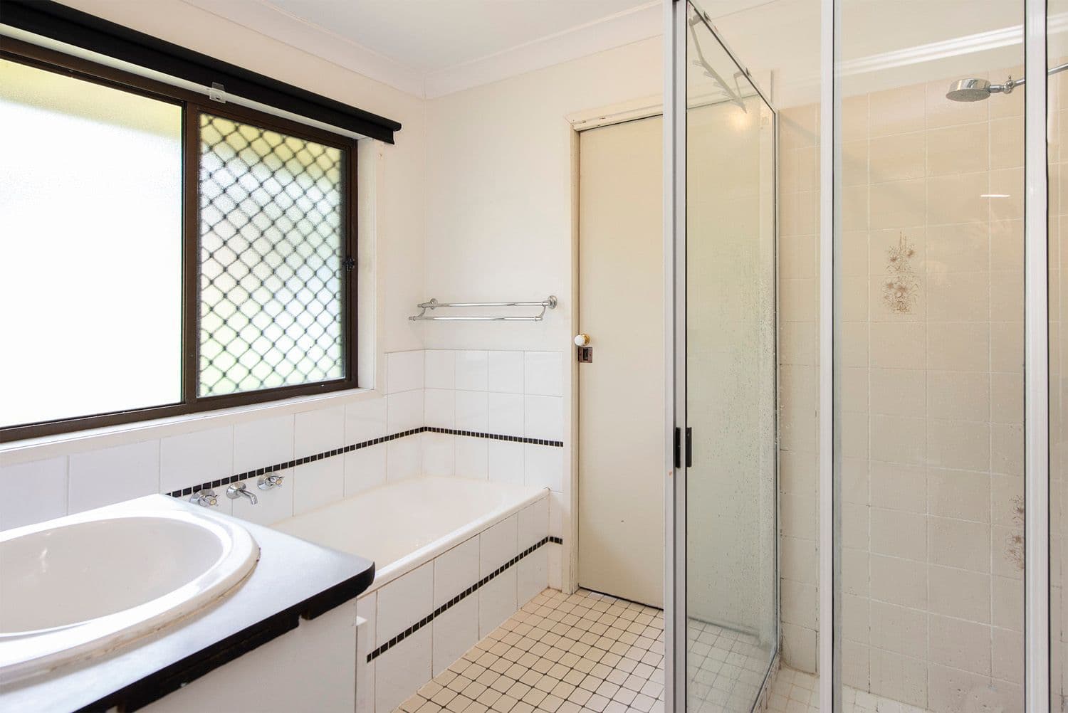 29 Anchusa Street, Kingston QLD 4114, Kingston - Thumbnail 7