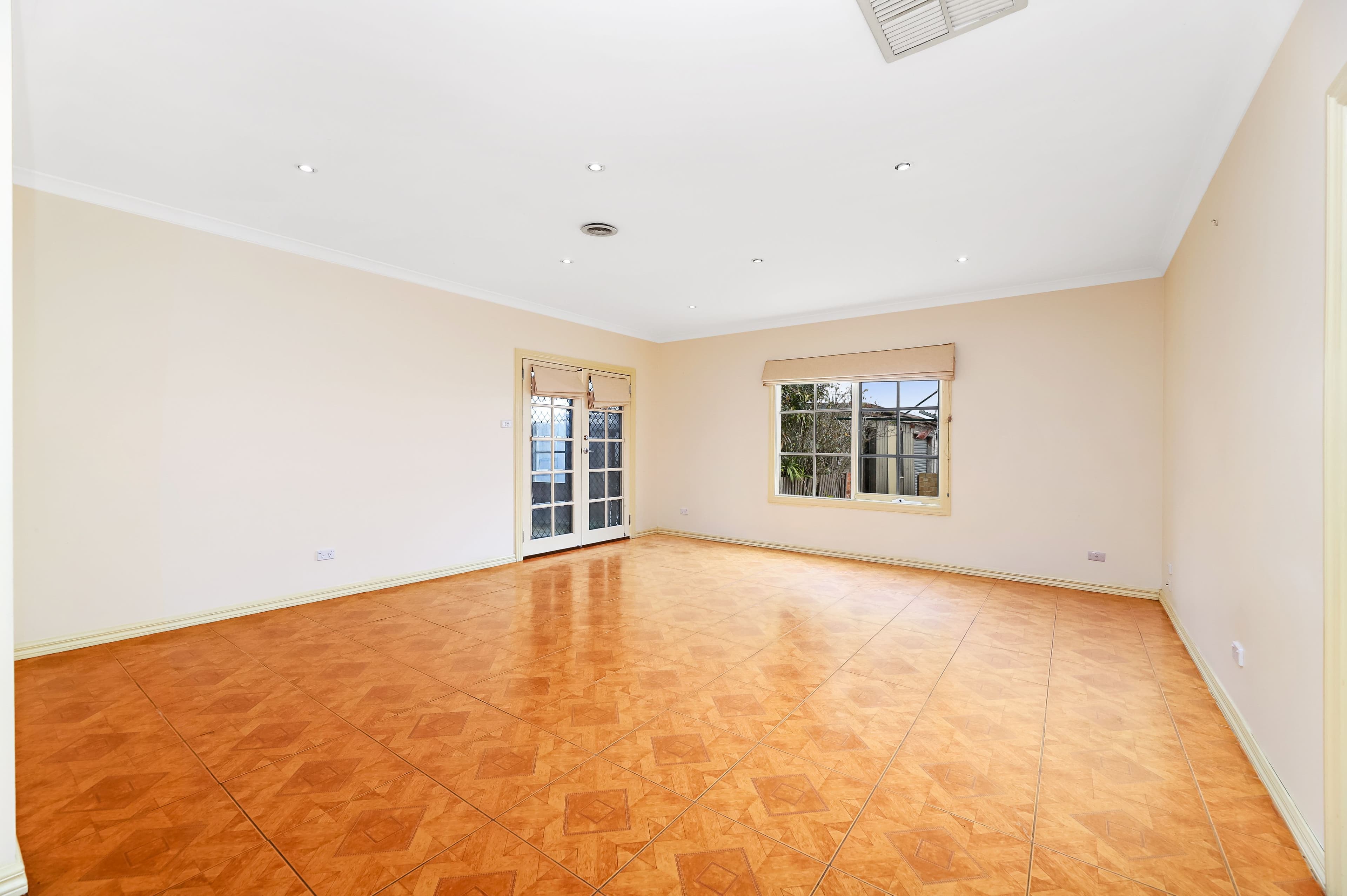 111 Messmate Street, Lalor VIC 3075, Lalor - Thumbnail 6