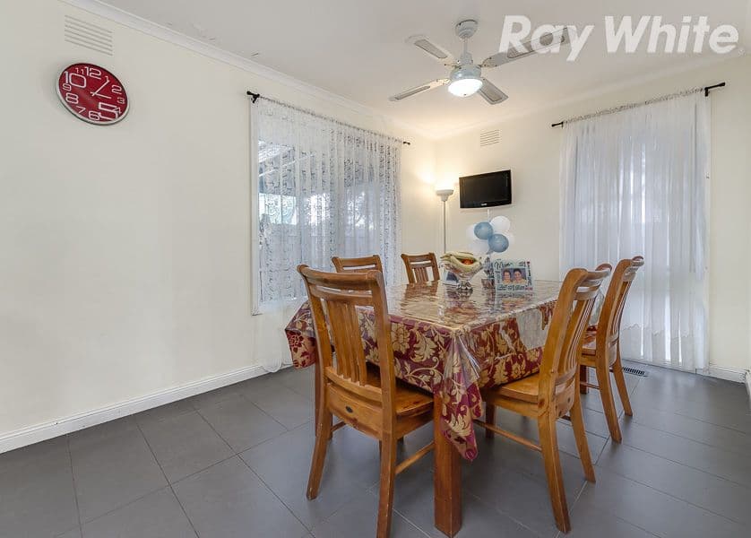 7 Merlewood Court, BUNDOORA VIC 3083, Bundoora - Thumbnail 4