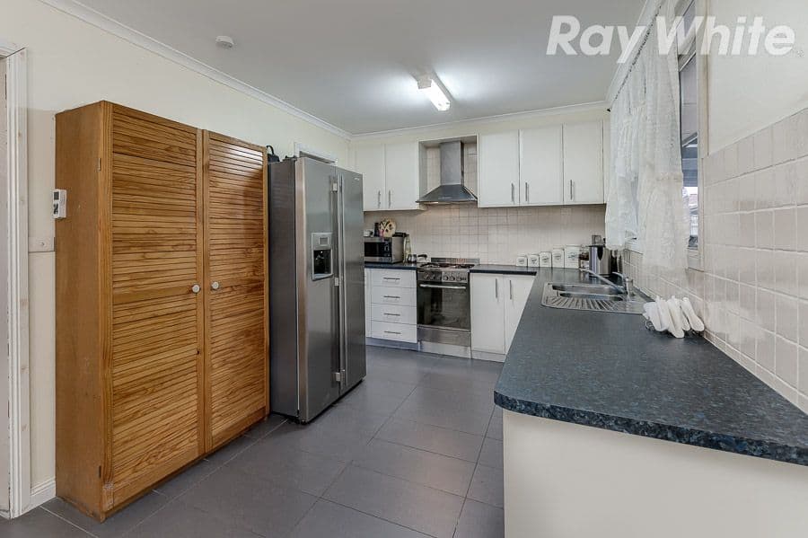 7 Merlewood Court, BUNDOORA VIC 3083, Bundoora - Thumbnail 5