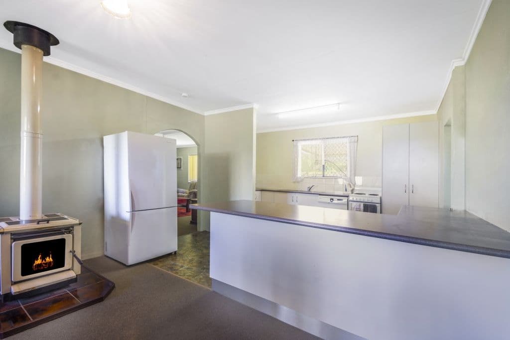 2 Academy Court, Glenvale QLD 4350, Glenvale - Thumbnail 4