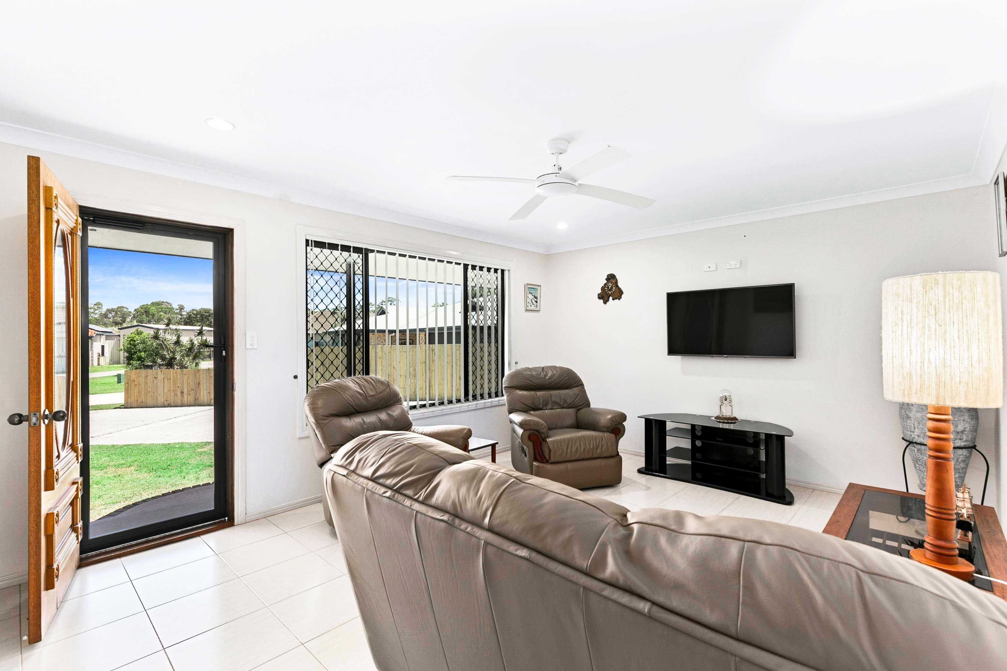 11 Scribbly Gum Court, Urraween QLD 4655, Urraween - Thumbnail 2