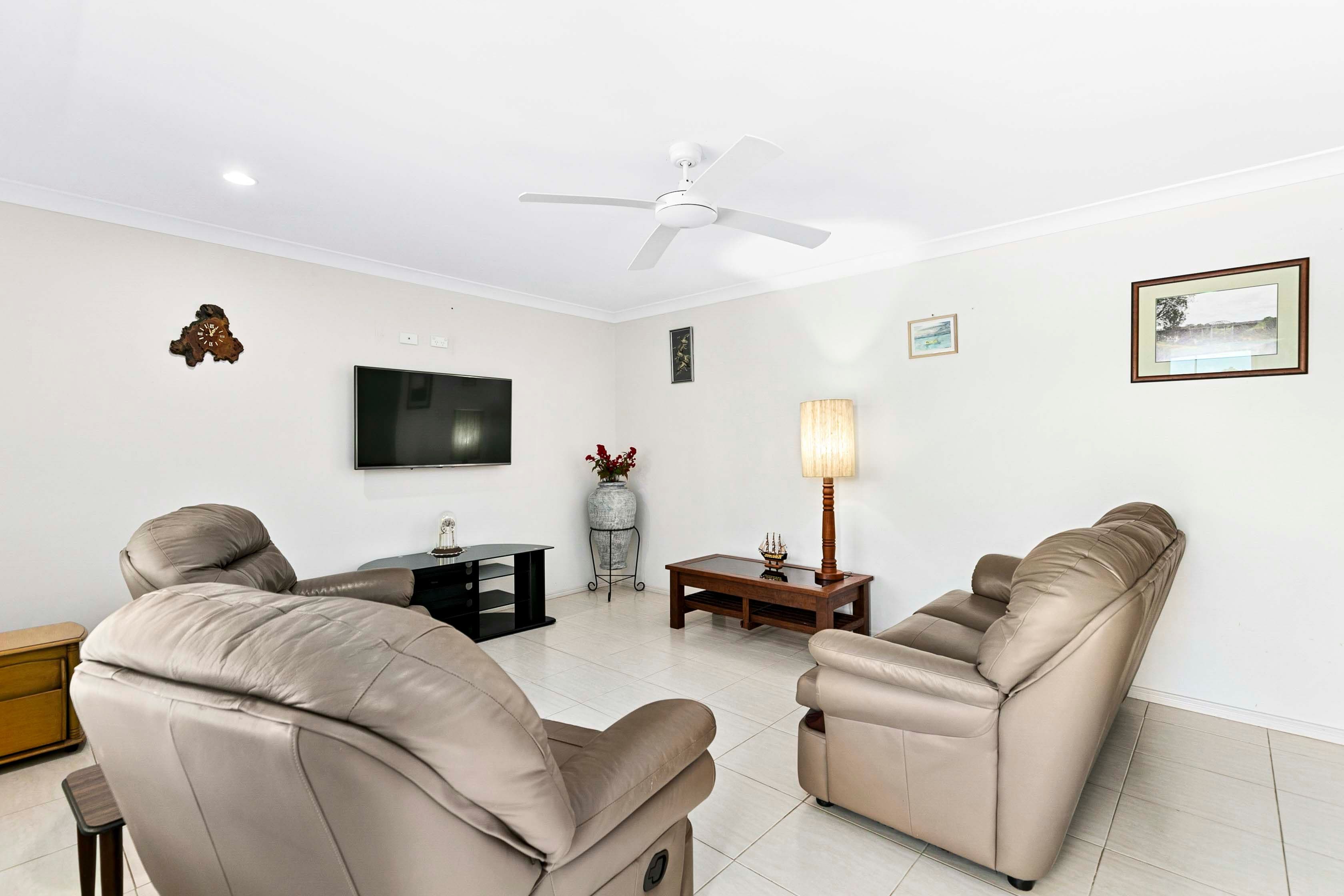11 Scribbly Gum Court, Urraween QLD 4655, Urraween - Thumbnail 3
