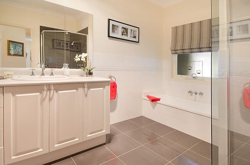 15 Alba Place, BRIDGEMAN DOWNS QLD 4035, Bridgeman Downs - Thumbnail 5
