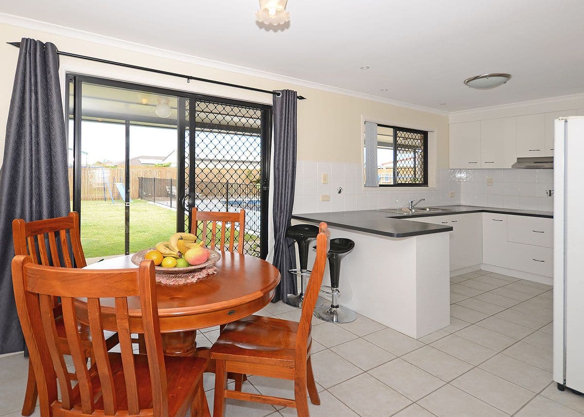 34 Wide Bay Drive, ELI WATERS QLD 4655, Eli Waters - Thumbnail 2
