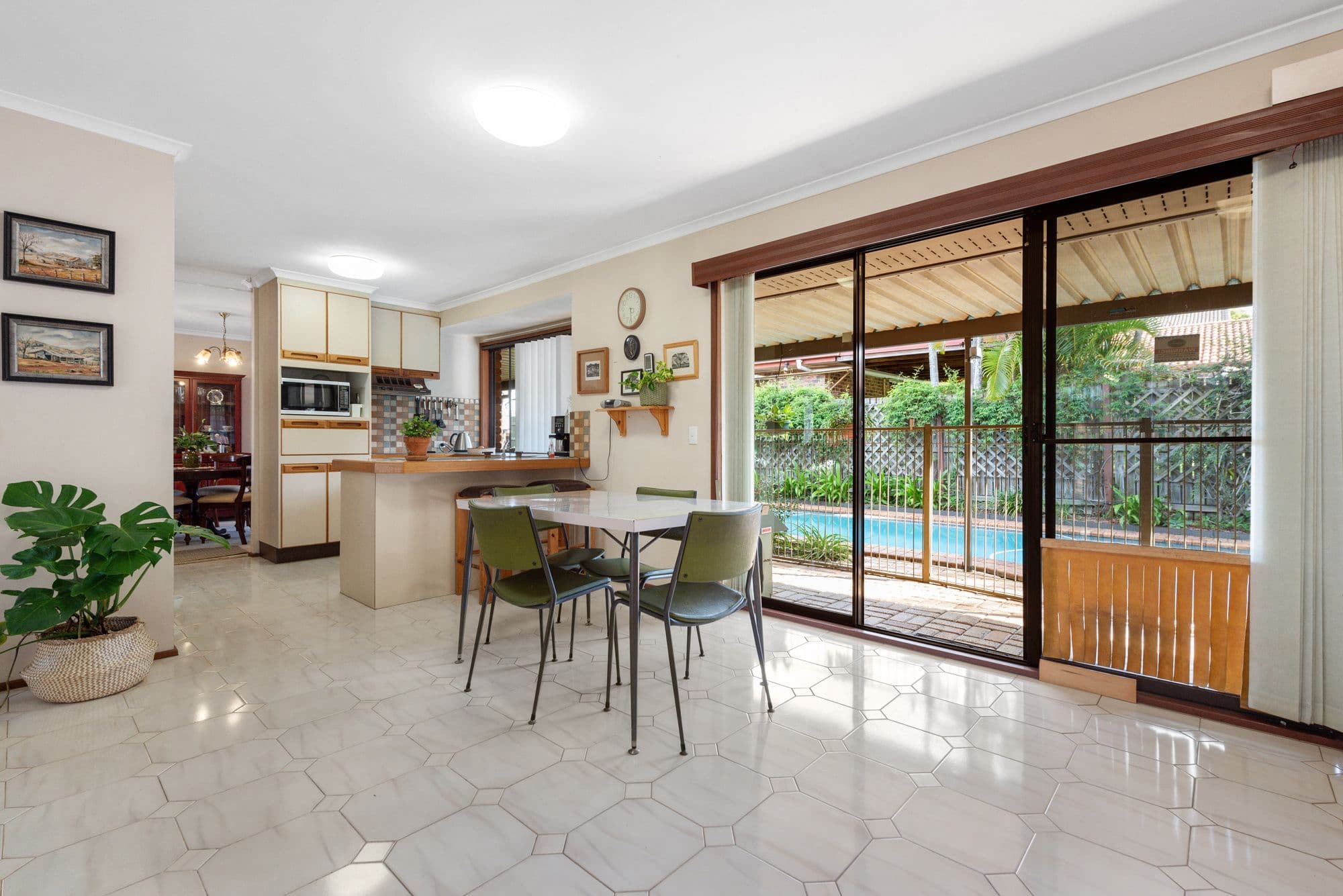 1 Harvey Place, Wishart QLD 4122, Wishart - Thumbnail 7