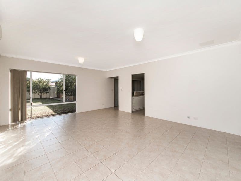 29 Cleland Crescent, Baldivis WA 6171, Baldivis - Thumbnail 3