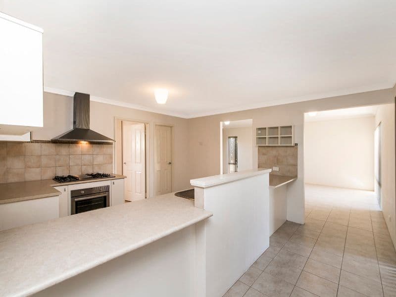 29 Cleland Crescent, Baldivis WA 6171, Baldivis - Thumbnail 4