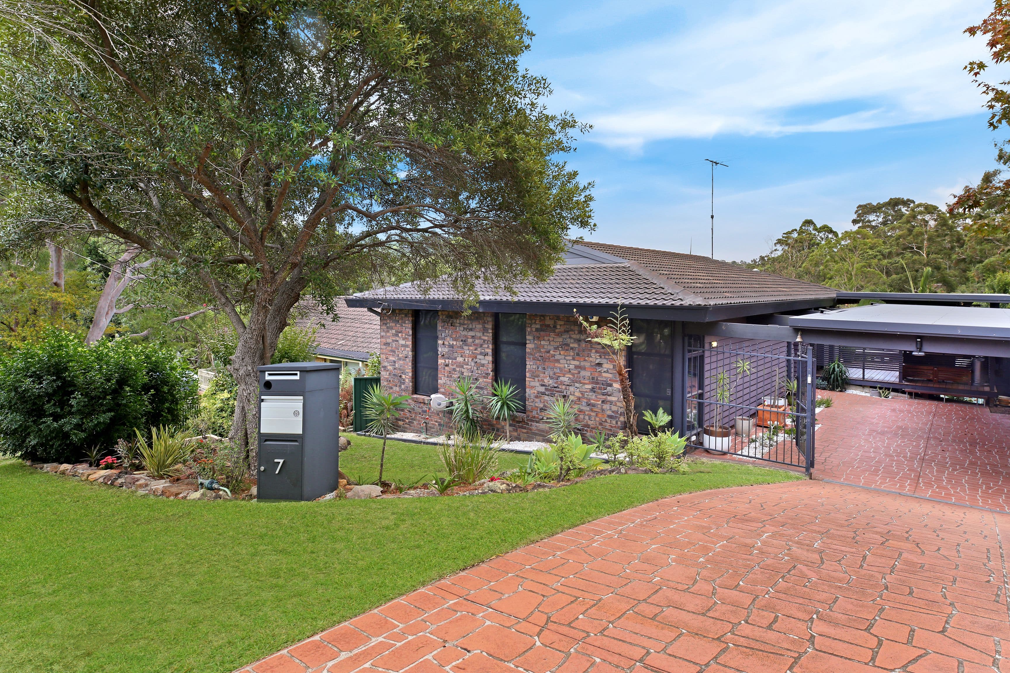 7 Bulimba Avenue, Kareela - Image 1