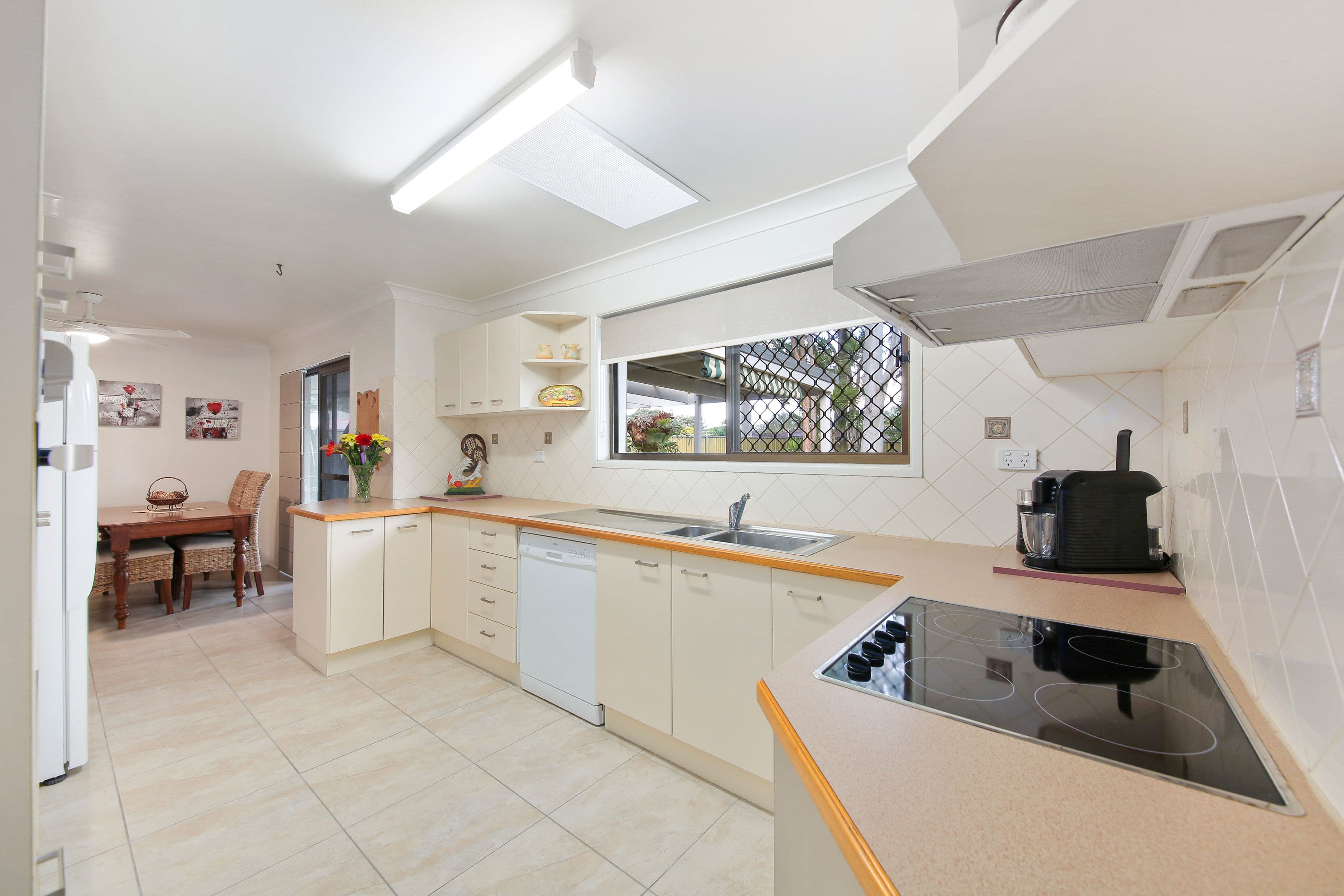 25 Caloola Drive, Springwood QLD 4127, Springwood - Thumbnail 6