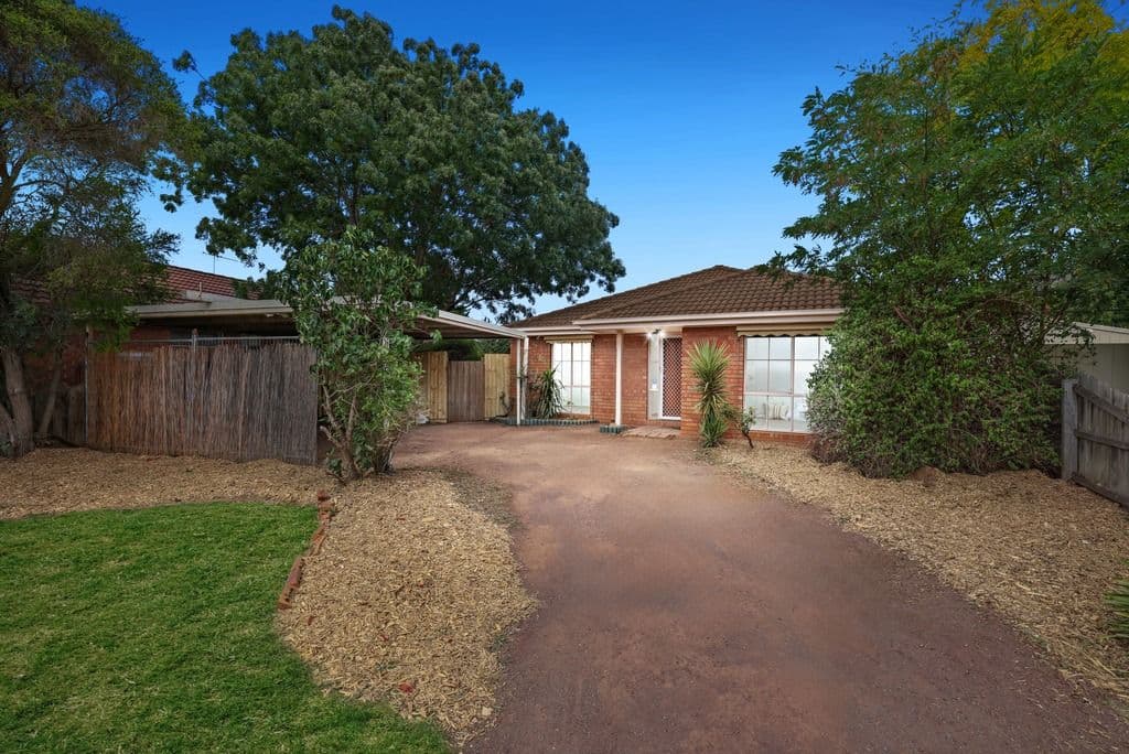 12 Sheeprun Place, Hoppers Crossing VIC 3029, Hoppers Crossing - Thumbnail 3