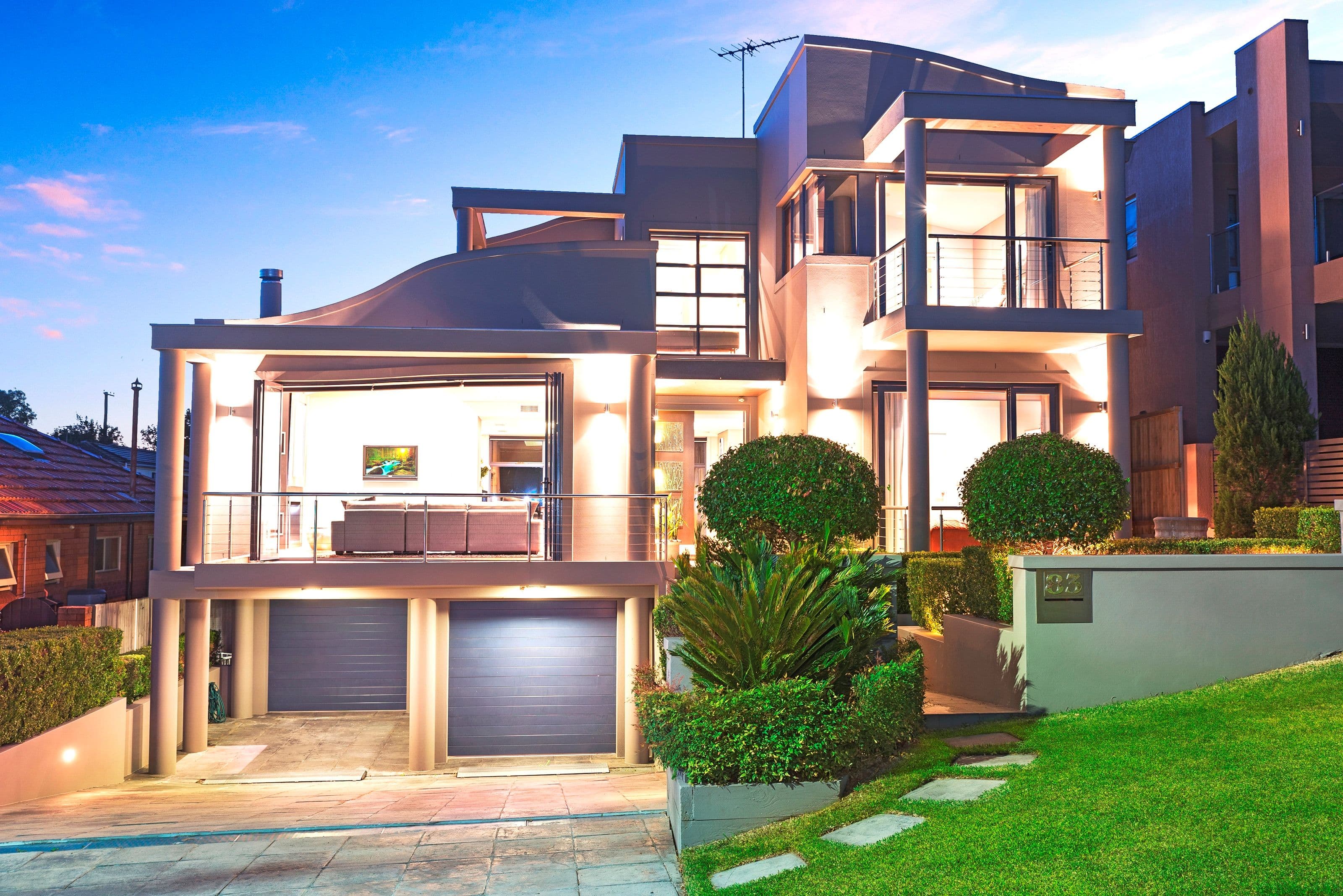 83 Delange Road, Putney - Image 1