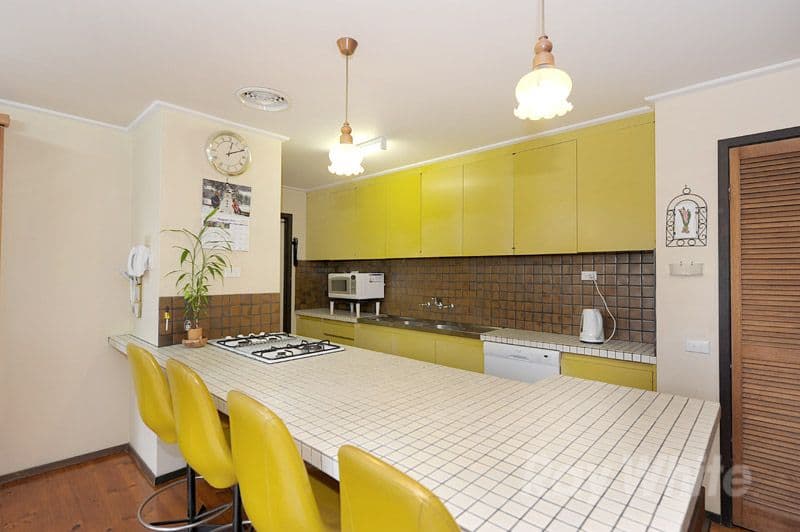 50 Cambden Park Parade, FERNTREE GULLY VIC 3156, Ferntree Gully - Thumbnail 4