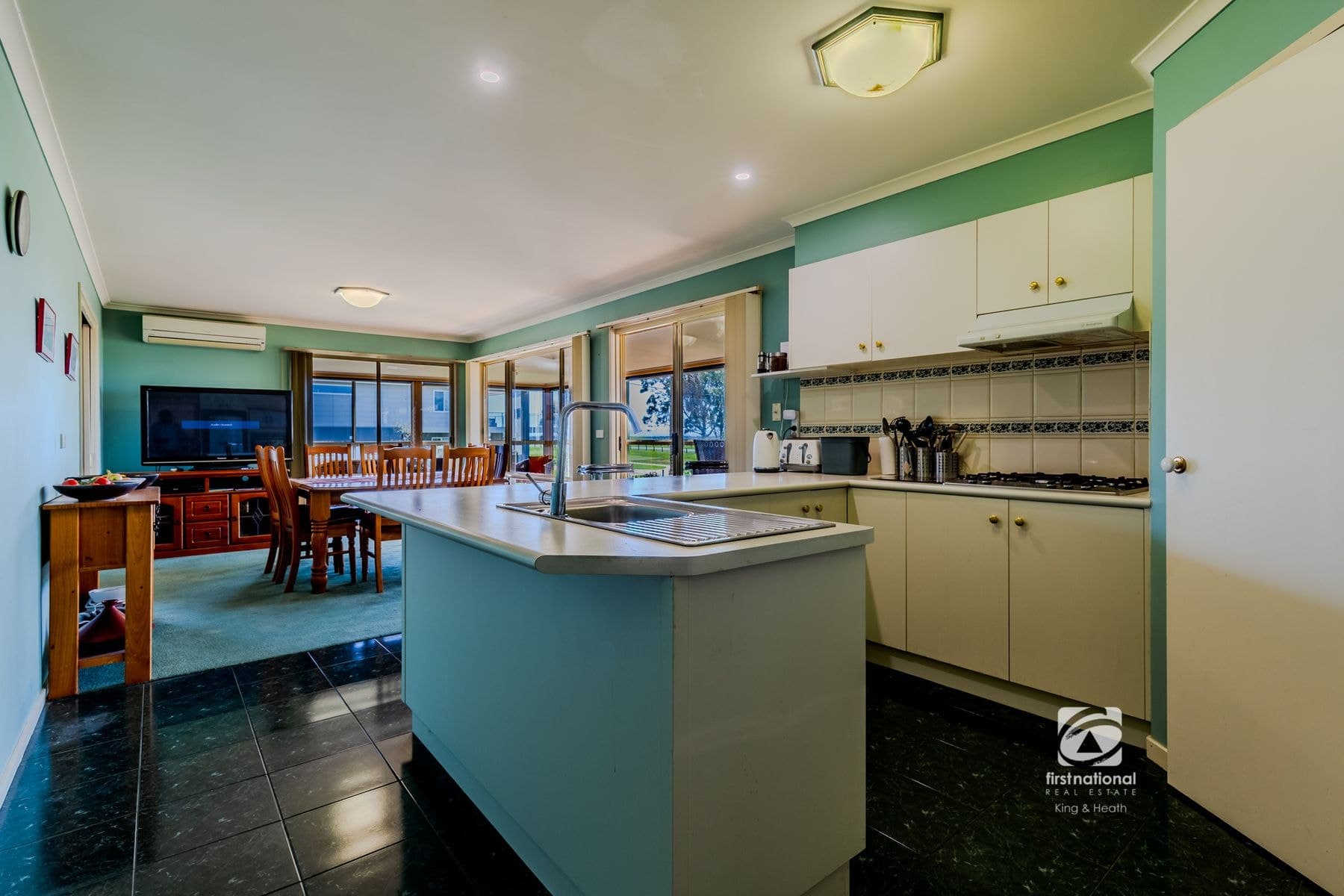 18 Government Road, Paynesville VIC 3880, Paynesville - Thumbnail 6