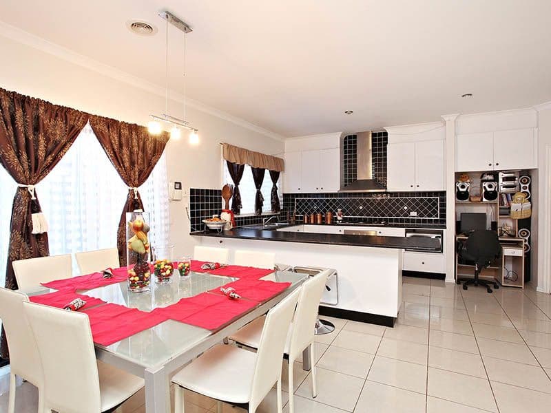 2  Lucy Close, TARNEIT VIC 3029, Tarneit - Thumbnail 4