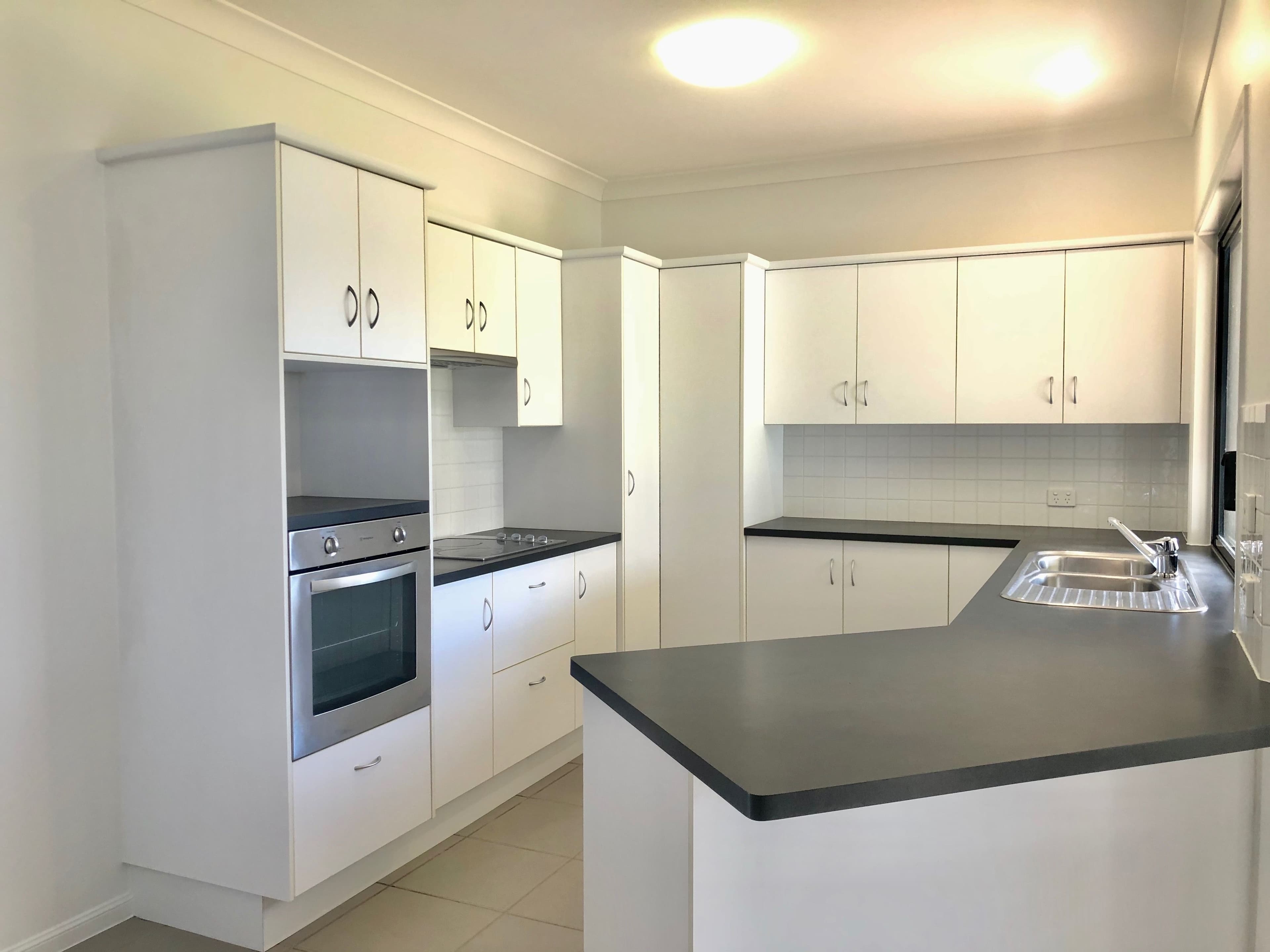 43 Hasty Street, Mount Louisa QLD 4814, Mount Louisa - Thumbnail 2