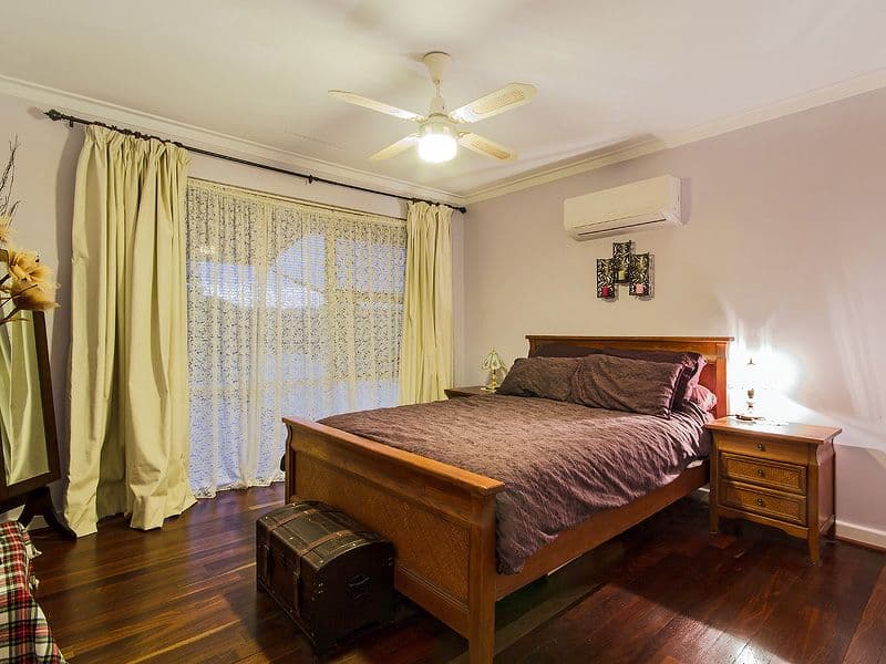 17 Jeffers Court, ORELIA WA 6167, Orelia - Thumbnail 2