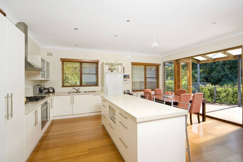 43 Wyadra Avenue, FRESHWATER NSW 2096, Freshwater - Image 1