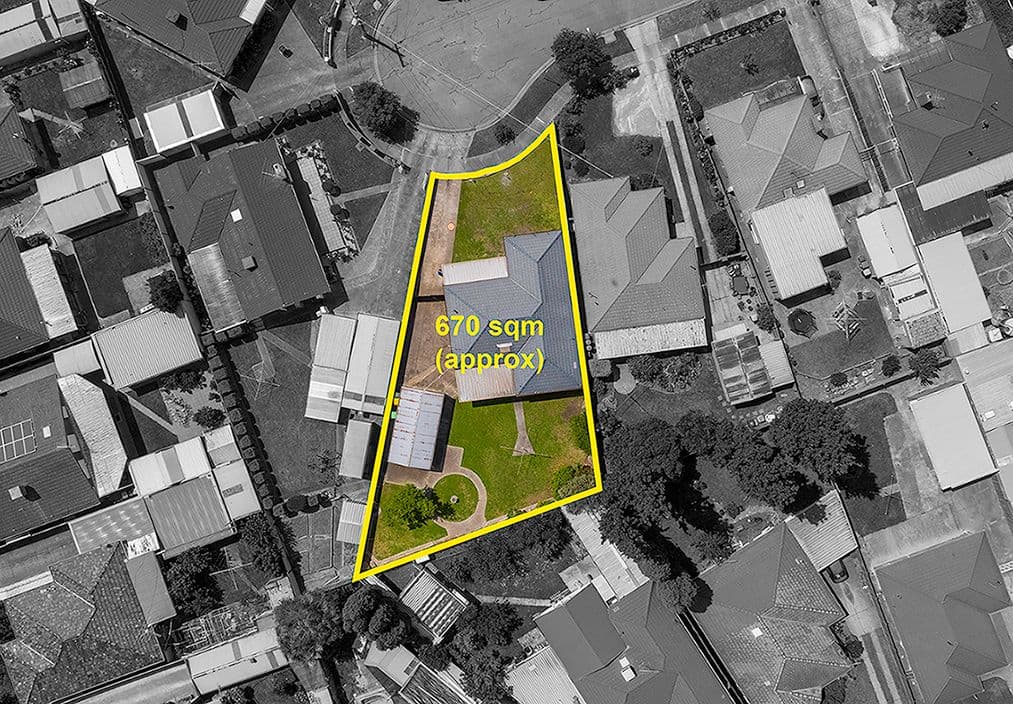 7 Badger Court, Thomastown VIC 3074, Thomastown - Thumbnail 2