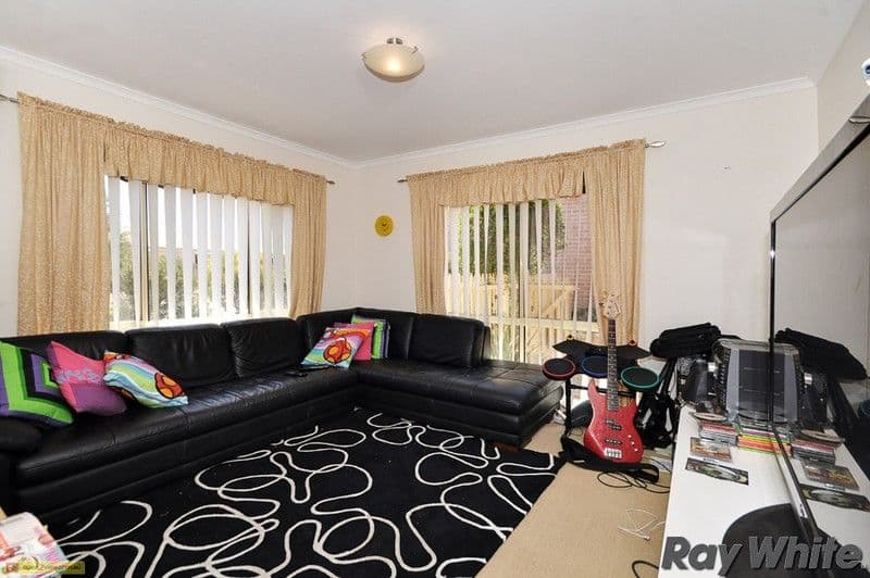 31 Tarrant Crescent, DUNLOP ACT 2615, Dunlop - Thumbnail 2